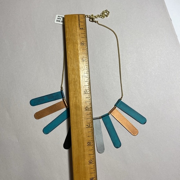 Fairtrade Gold and Green Statement Necklace with Fan Design and Gold Chain boho - Picture 7 of 8